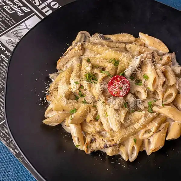 پاستا چیکن رستوران رنزو در ولیعصر تبریز